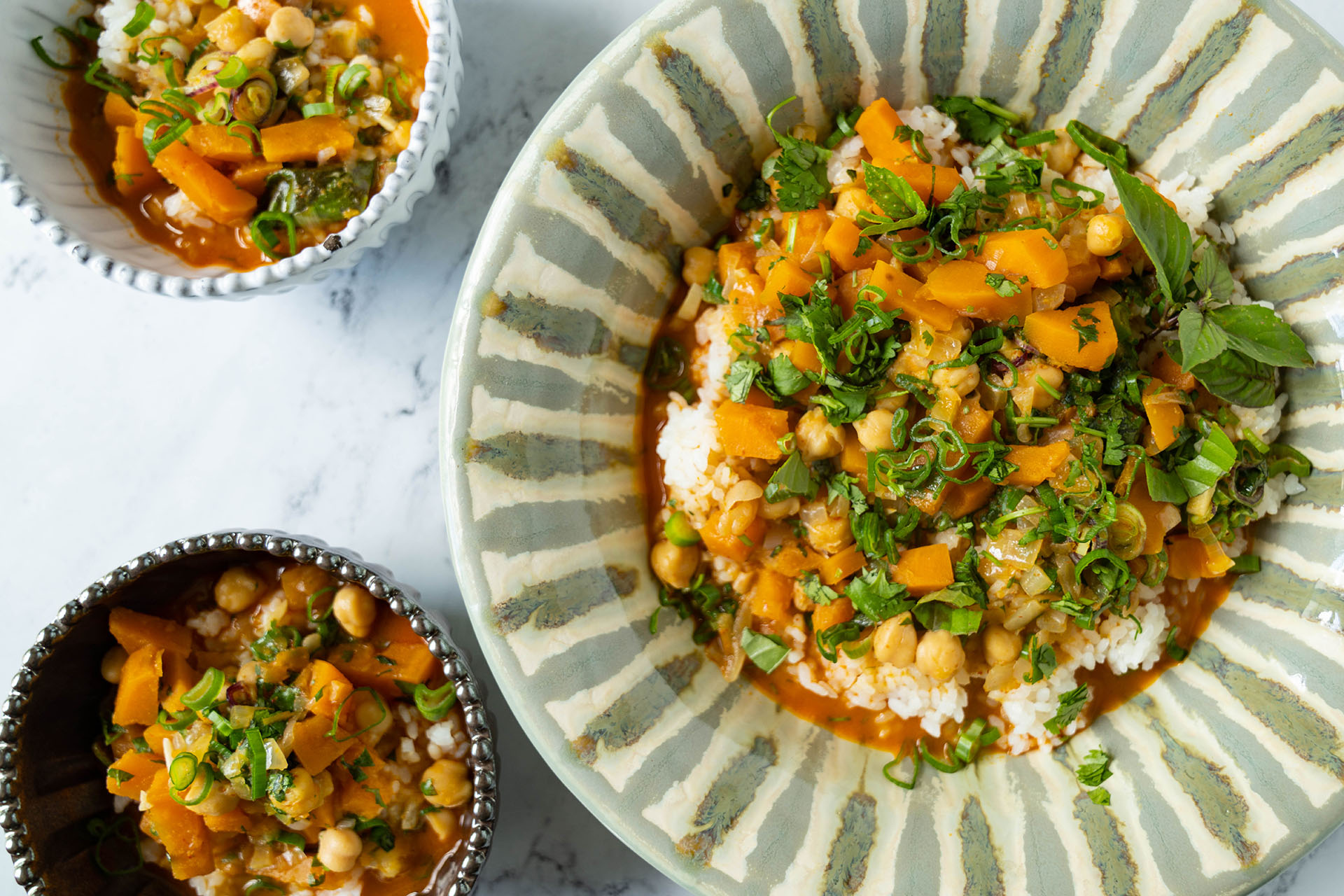Vegan Sweet Potato and Chickpea Curry - Collards and Cannoli
