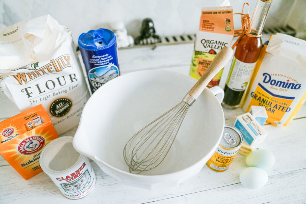 mixing bowl, flour salt and baking powder